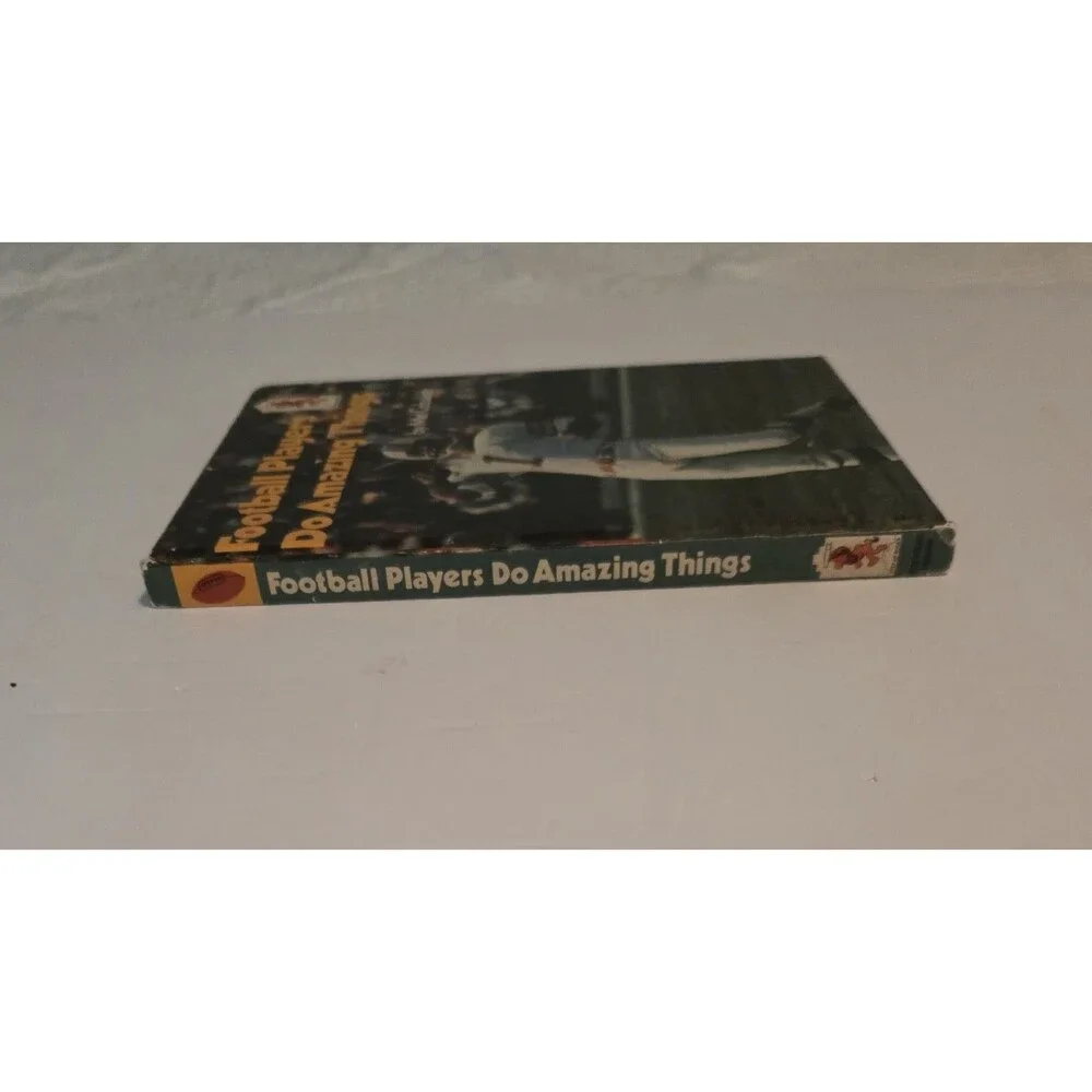 Football Players Do Amazing Things Mel Cebulash 1975 Step Up Books Vtg Hardcover - Picture 3 of 7